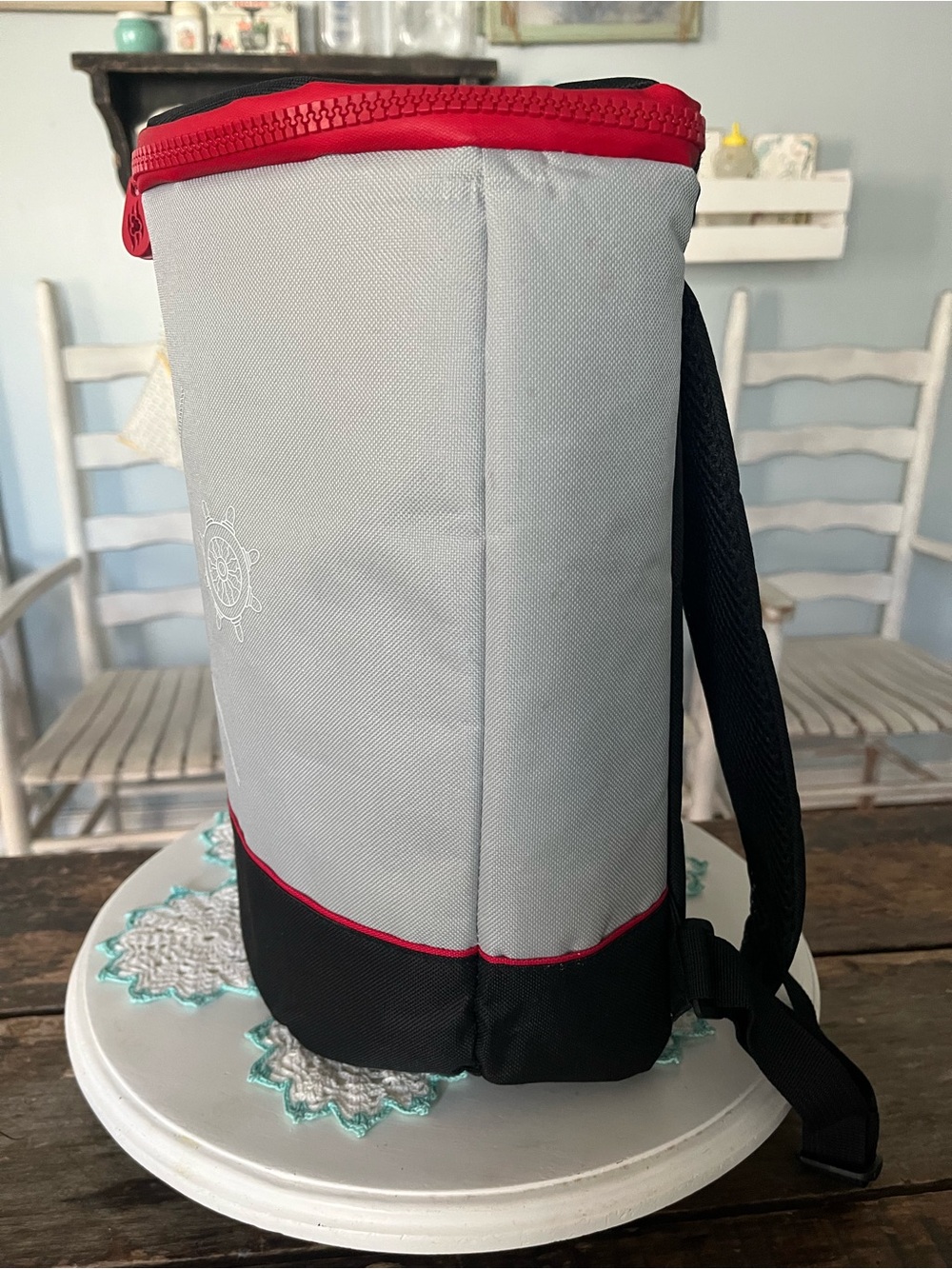 Disney Cruise Line Gray Cooler Pouch with Red Zipper - Picture 2 of 13